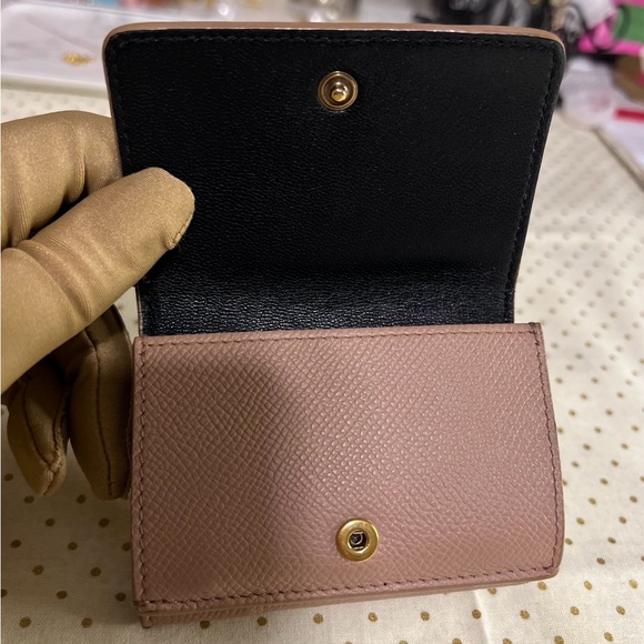 BALENCIAGA Compact leather wallet. - Picture 6 of 16